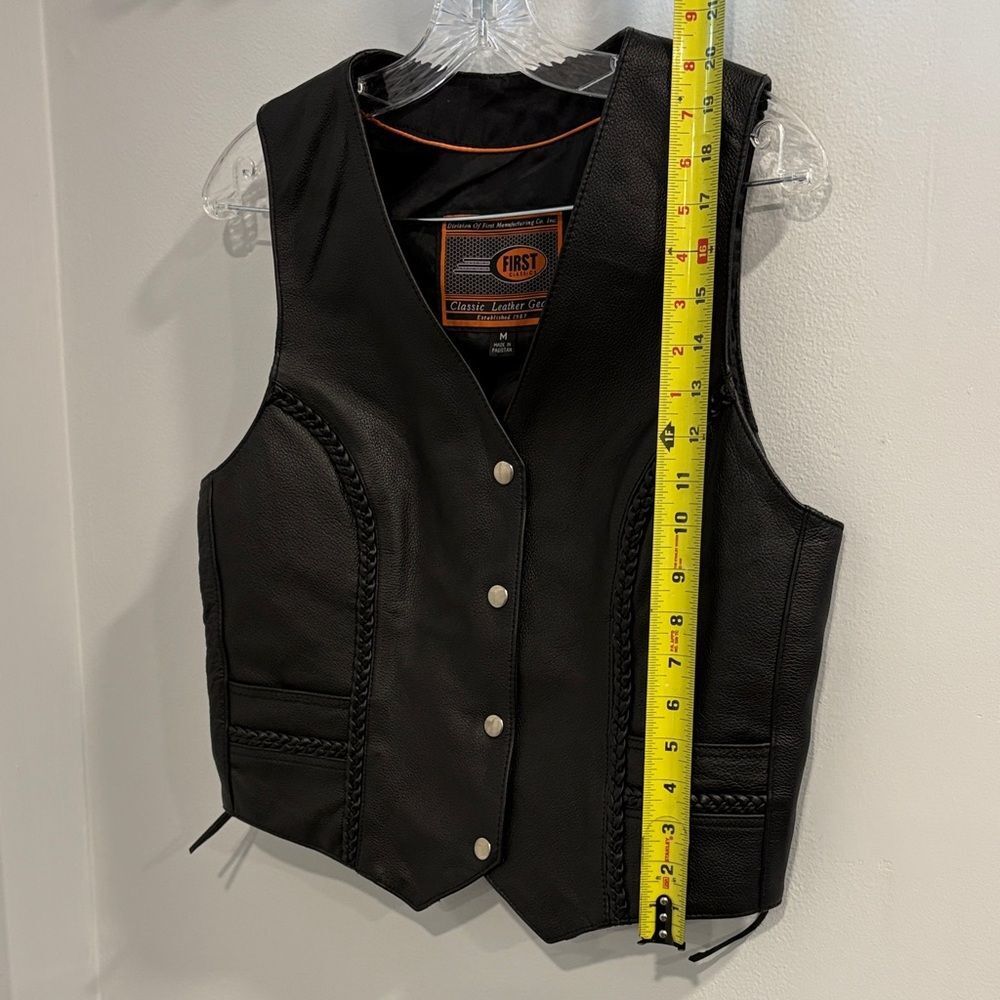 Vintage First Classics Black Leather Motorcycle Biker Vest - Picture 9 of 14